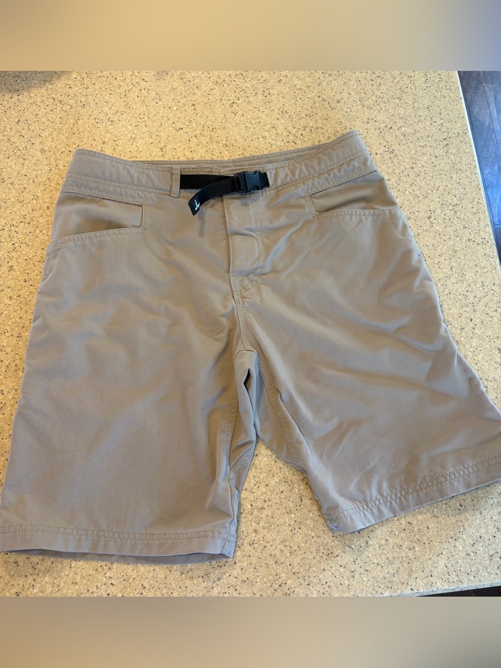PrAna Men's Breathe Casual Shorts Taupe Belted Medium 32W